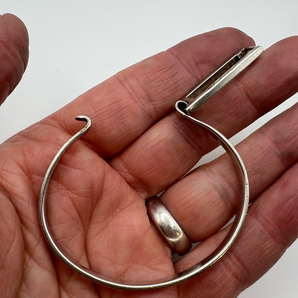 Sterling Silver Bracelet With Rectangular Cutout … - image 4